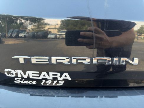 Used 2024 GMC Terrain SLT AWD/4WD image 31
