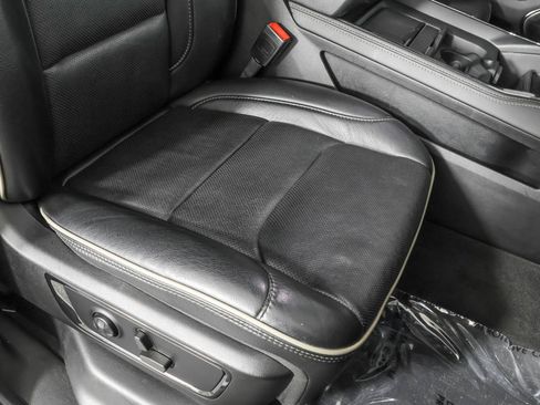 Used 2022 RAM 1500 Limited w/ Night Edition AWD/4WD image 49