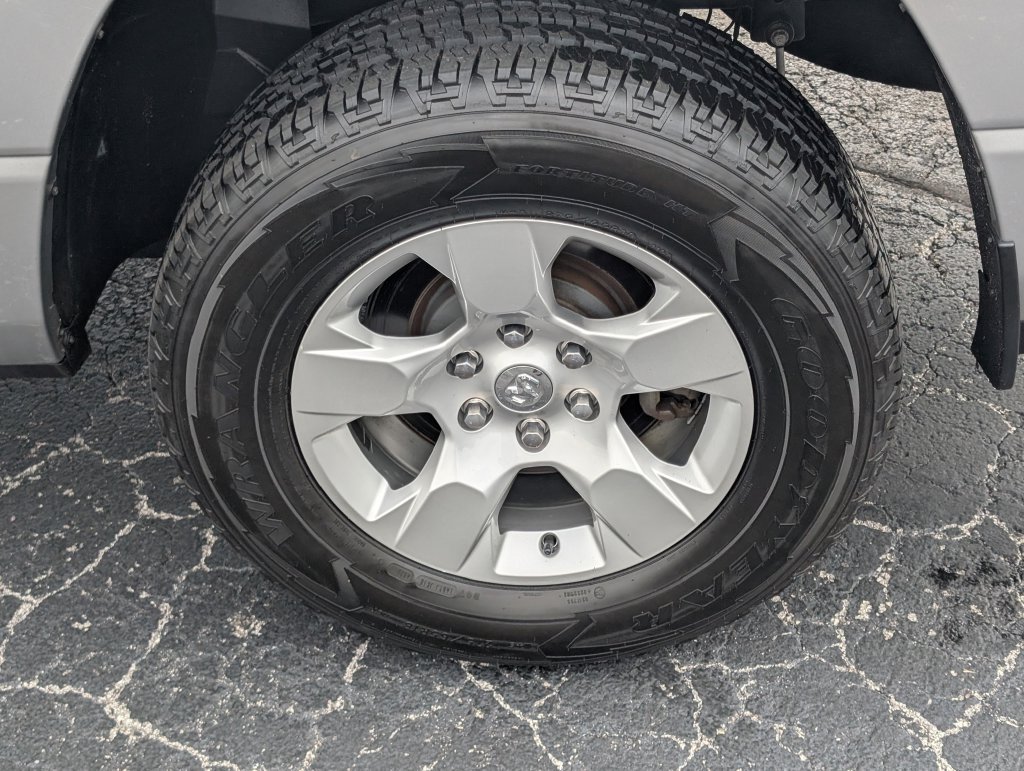 Used 2023 RAM 1500 Big Horn AWD/4WD image 23
