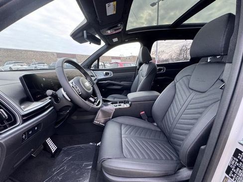 New 2025 Kia Sorento SX Prestige AWD/4WD image 31