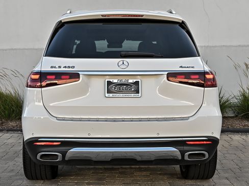 Used 2025 Mercedes-Benz GLS 450 4MATIC image 12