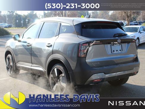 New 2026 Nissan Kicks SR image 9