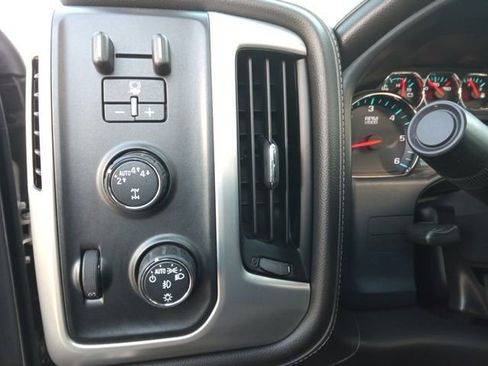 Used 2018 GMC Sierra 1500 SLT image 23