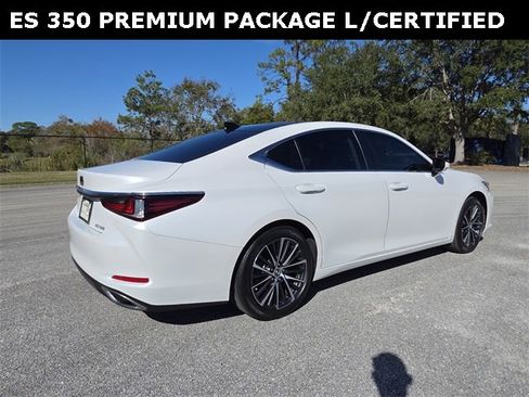 Used 2023 Lexus ES 350 w/ Premium Package image 3