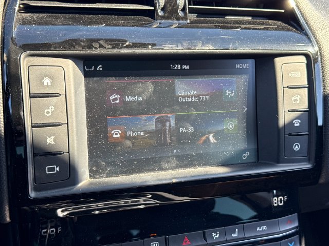 Used 2017 Jaguar XE Premium AWD/4WD image 31
