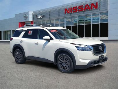 Certified 2024 Nissan Pathfinder SL w/ SL Premium Package