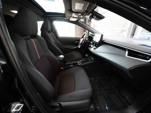 Used 2024 Toyota Corolla SE w/ SE Premium Package image 26