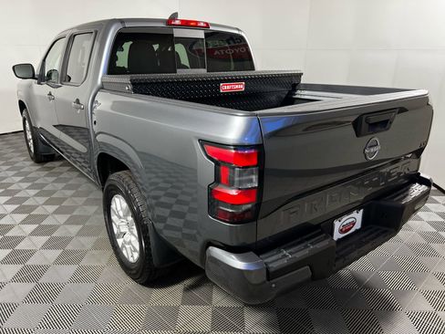 Used 2023 Nissan Frontier SV w/ SV Convenience Package image 7