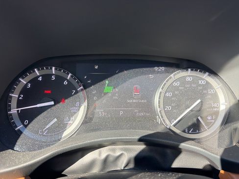 Used 2021 Toyota Highlander Platinum image 16