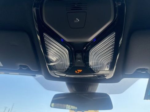 Certified 2023 BMW 430i xDrive Coupe w/ M Sport Package image 19