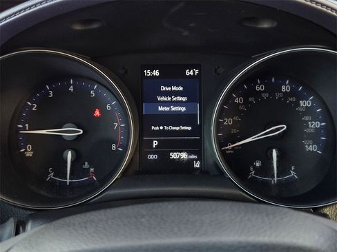 Used 2021 Toyota C-HR XLE image 22