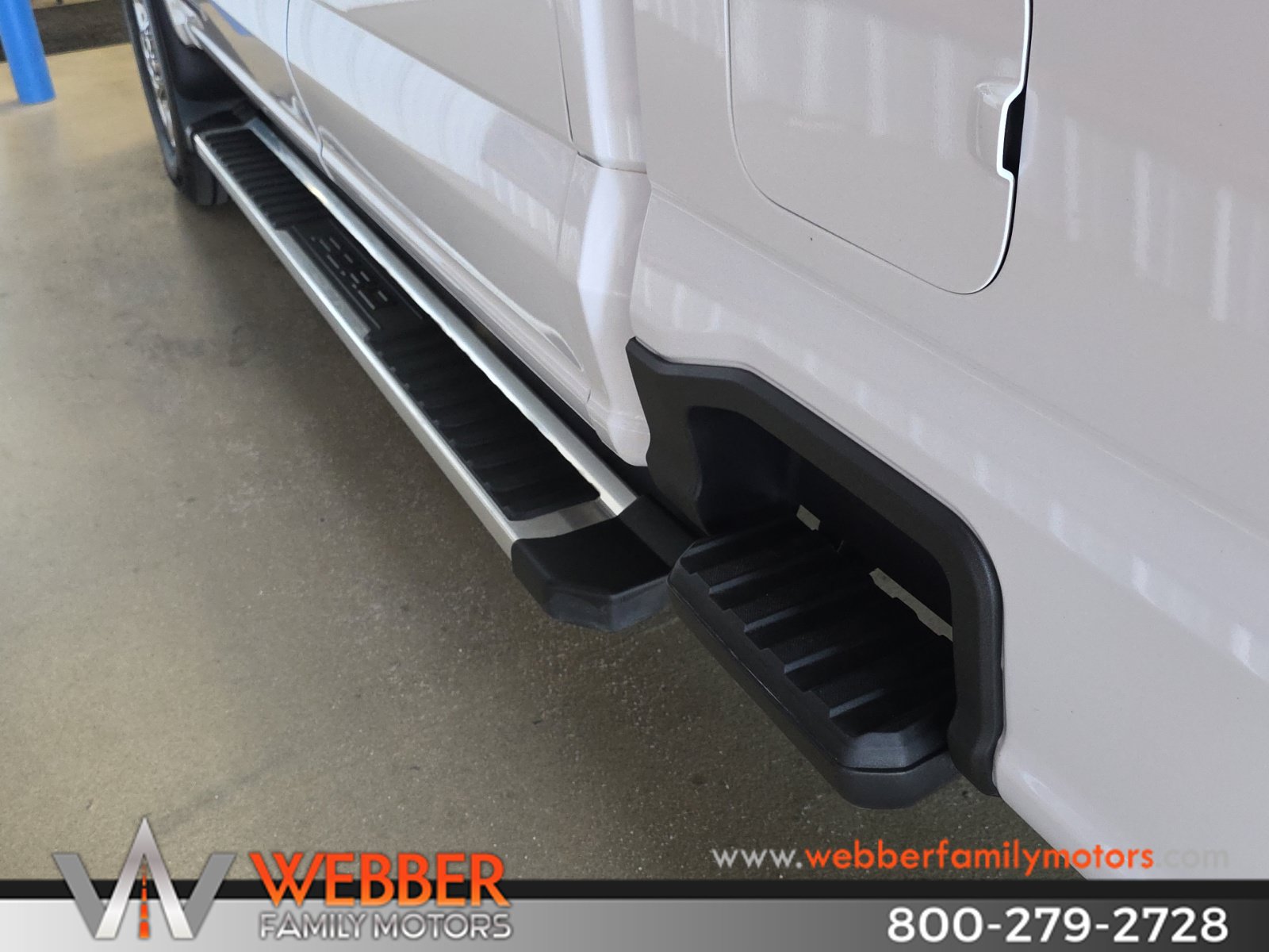Used 2023 Ford F350 Lariat w/ Chrome Package AWD/4WD image 8