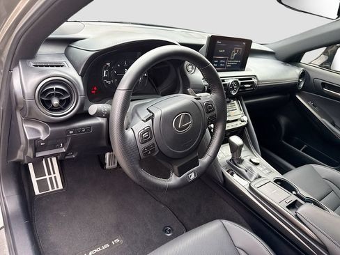 Used 2023 Lexus IS 350 F Sport w/ Memory Package RWD image 9