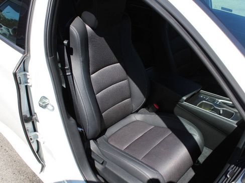 Used 2020 Honda Accord Sport image 12