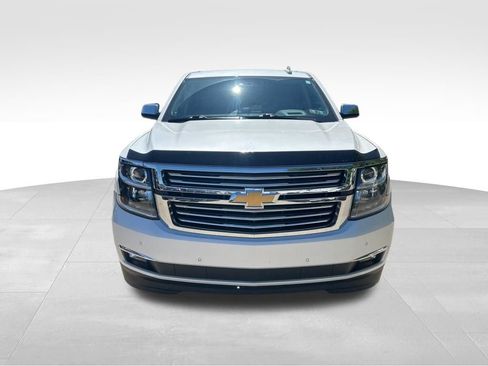 Used 2020 Chevrolet Tahoe Premier w/ Premier 6.2L Value Package AWD/4WD image 9