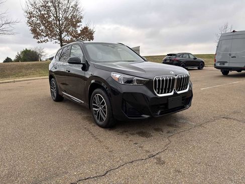 Used 2025 BMW X1 xDrive28i w/ M Sport Package image 8
