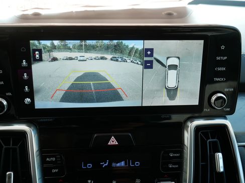 Certified 2023 Kia Sorento SX AWD/4WD image 27