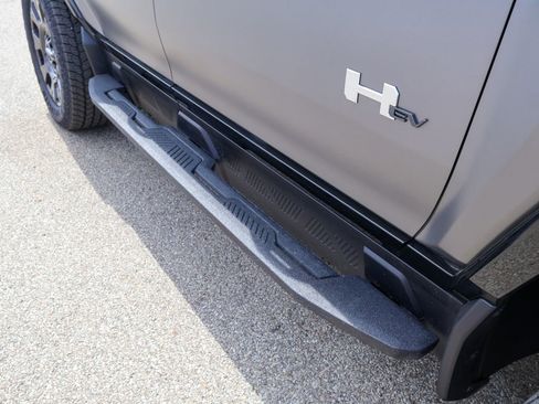 New 2026 GMC Hummer EV 3X w/ Carbon Fiber Edition Package image 10