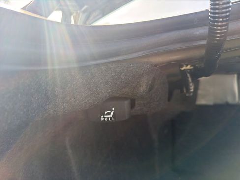 Used 2012 Ford Fusion SE image 11