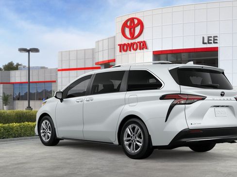 New 2026 Toyota Sienna Limited AWD/4WD image 6