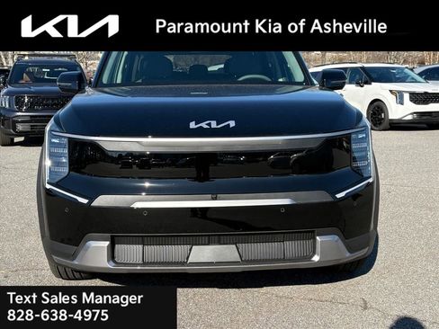 New 2026 Kia EV9 Wind image 2