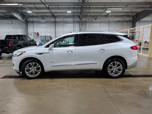 Used 2019 Buick Enclave Avenir w/ Avenir Technology Package image 5