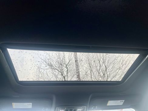 Used 2024 Chevrolet Silverado 2500 High Country w/ High Country Premium Package image 28