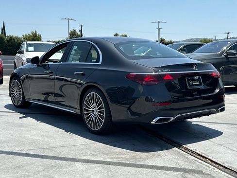 Used 2025 Mercedes-Benz E 350 Sedan image 8