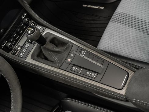 Used 2025 Porsche 718 Boxster Spyder RS image 28