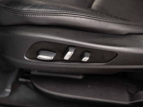 Used 2019 Cadillac XT5 Luxury image 23