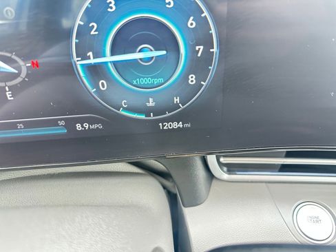 Used 2025 Hyundai Elantra SEL image 41