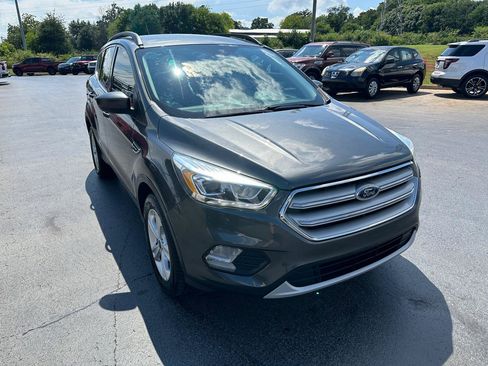 Used 2018 Ford Escape SEL FWD image 6