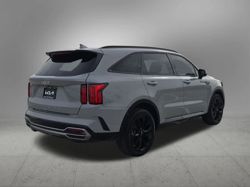 Certified 2022 Kia Sorento SX image 12