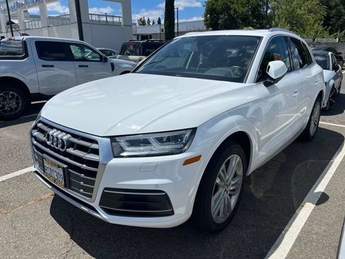 Used 2018 Audi Q5 2.0T Premium Plus w/ Premium Plus Package AWD/4WD image 1