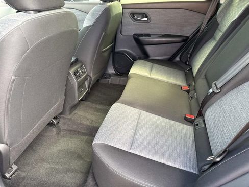 Certified 2023 Nissan Rogue SV image 13