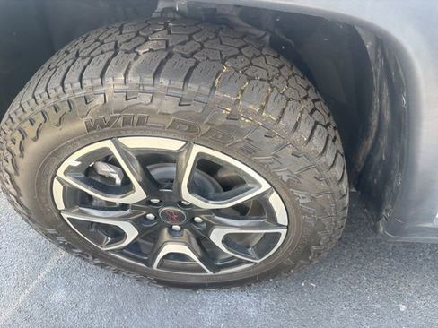 Used 2025 Jeep Compass Trailhawk image 6