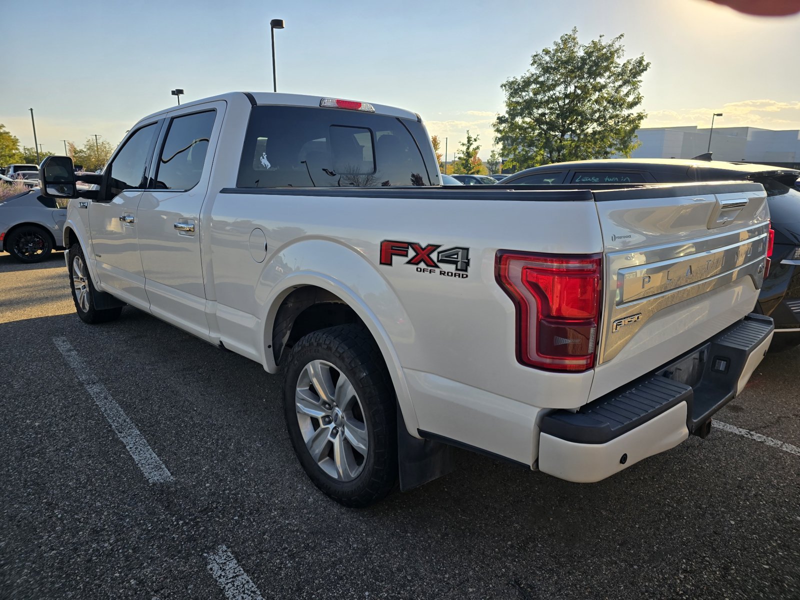Used 2015 Ford F150 Platinum w/ Equipment Group 701A Luxury AWD/4WD image 3