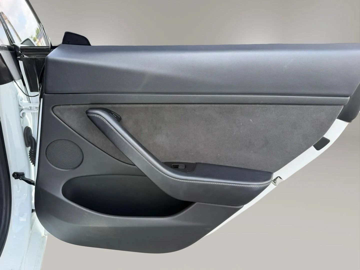 Used 2022 Tesla Model 3 RWD image 17