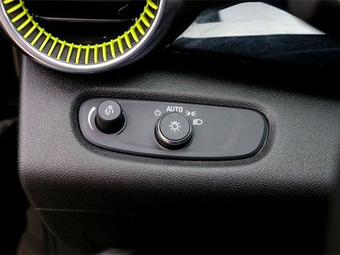 Used 2024 Chevrolet Trax ACTIV image 20