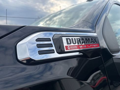 Used 2025 GMC Sierra 2500 SLE w/ SLE Convenience Package AWD/4WD image 13