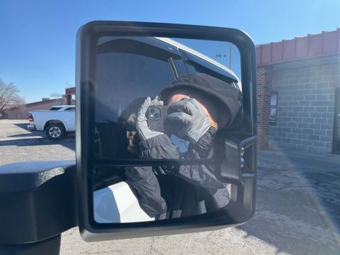 Used 2024 GMC Sierra 1500 AT4 w/ Technology Package image 51