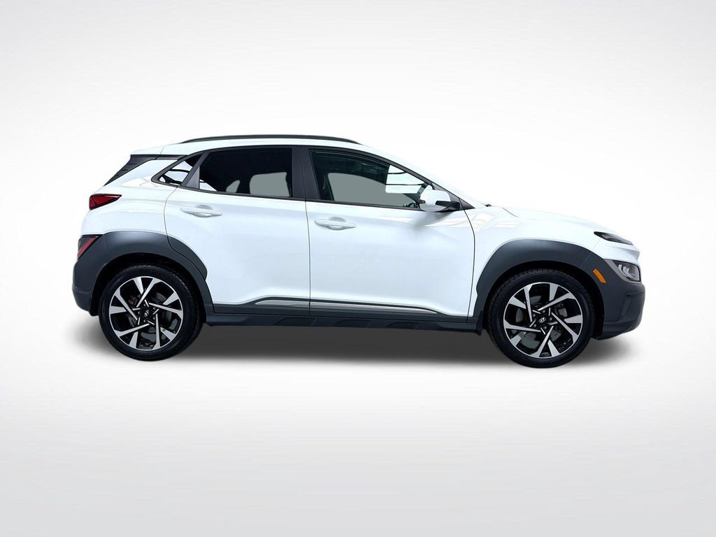 Used 2023 Hyundai Kona Limited AWD/4WD image 13