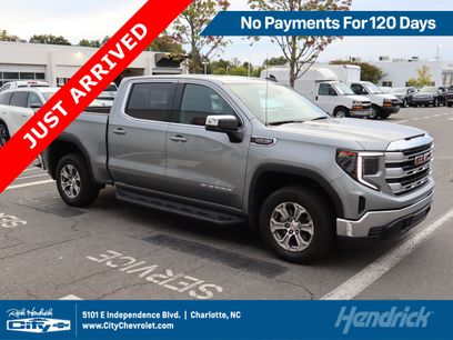Used 2025 GMC Sierra 1500 SLE w/ Preferred Package