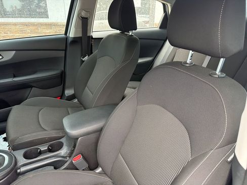 Used 2020 Kia Forte LXS image 3