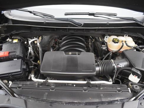 Used 2023 Cadillac Escalade Premium Luxury image 8