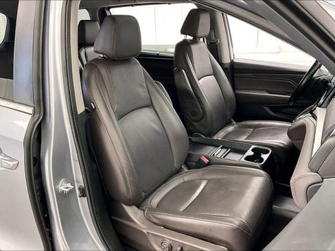 Certified 2024 Honda Odyssey EX-L image 7
