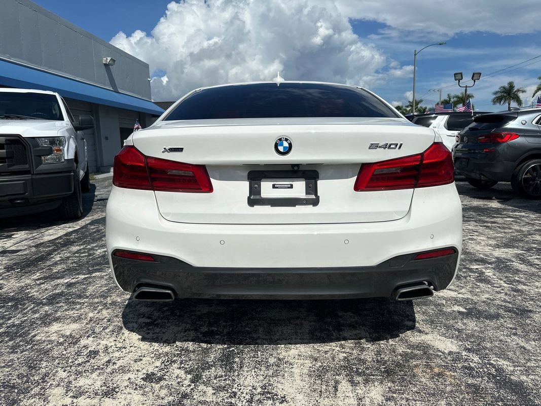 Used 2019 BMW 540i xDrive w/ M Sport Package AWD/4WD image 6