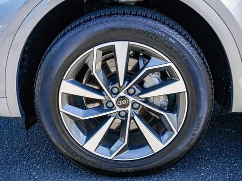 Used 2023 Audi Q5 2.0T Premium w/ Convenience Package image 10