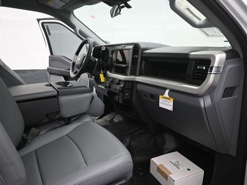 New 2025 Ford F350 XL AWD/4WD image 12