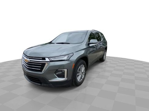 Used 2023 Chevrolet Traverse LT FWD image 6